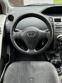 Toyota Yaris 1,33 VVT-i Benzín 74kw - 9