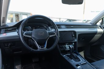 Volkswagen Passat Variant GTE TSI Plug-in Hybrid - 9