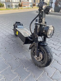 Predám elektrickú kolobežku Arwibon Q13 Pro - 9