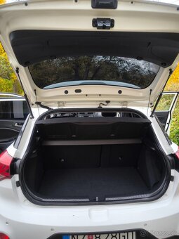 Predám Hyundai I20 Active - 9