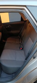 Toyota auris 1.6 97kw valvematic - 9