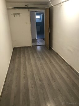 VÝROBNÉ PRIESTORY O VÝMERE 94 m2, KOŠICE - BARCA - 9