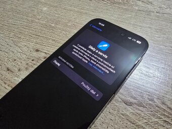 Iphone 14 pro 256gb v super stave bez skrabancekov ci inych - 9