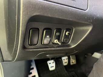 Mitsubishi Outlander – 1. majiteľ, - 9