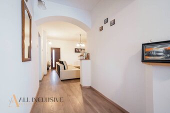 ALL INCLUSIVE | NA PREDAJ DVOJGENERAČNÝ RODINNÝ DOM, AMADE K - 9