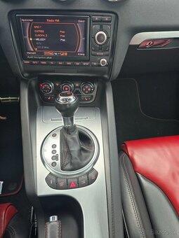 Audi TTS 2.0 TFSI quattro Coupe - 9