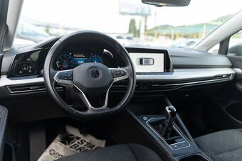 VW Golf 8 2022 / 156tis. km - 2.0 TDI M6 - 9