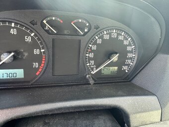 Škoda Fabia 1,4 16V 74kw Nova STK - 9