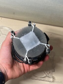 AMD Ryzen 5 3400G + originálny chladič - 9