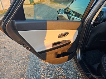 KIA Ceed 1.6 GDI 2018 Gold - 9