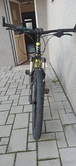 PREDANÉ - 9