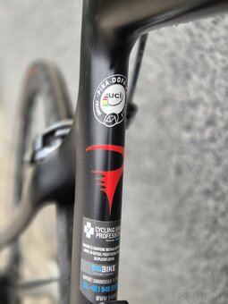 Pinarello Dogma F8 - 9