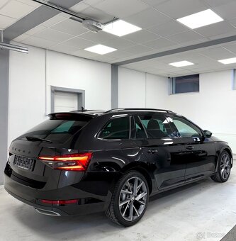 Skoda Superb Sportline 2.0TDI Matrix/Virtual/2022 - 9