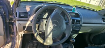 Renault clio - 9