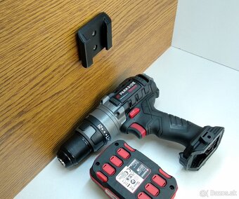 Nástenný držiak na organizáciu batérií Parkside X20V 20V - 9