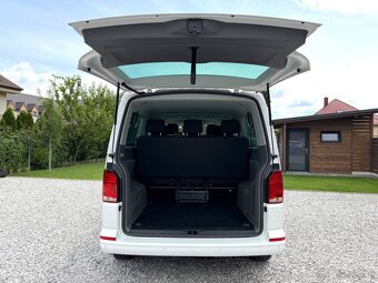 Volkswagen Caravelle 2.0 TDI DSG Comfortline Long 2023 - 9
