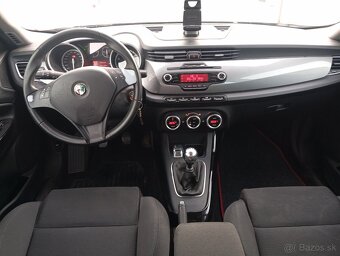 Alfa Romeo Giulietta - 9