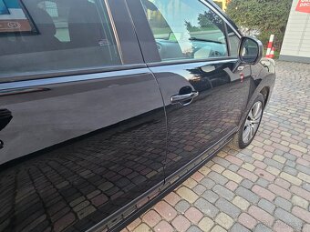 Peugeot 3008 1.6eHDI 115CV Automat Acitve EURO5 - 9