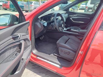 Audi Q8 e-tron Sportback 50 S line quattro - 9