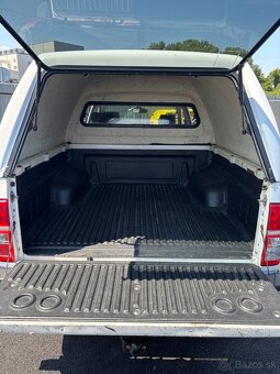 Toyota Hilux 3.0 D-4D A/T - 9