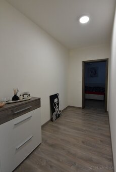 PREDANÉ krásny 2 izbový byt, Novostavba - Zlatovce, Trenčín - 9