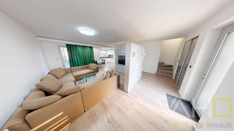 ,,REZERVOVANÝ,, - Moderná novostavba vo Vlčkovciach - 9