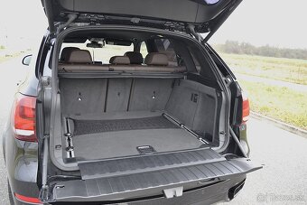 BMW X5 Mpaket xDrive40d Individual Nočné videnie Nappa SK - 9