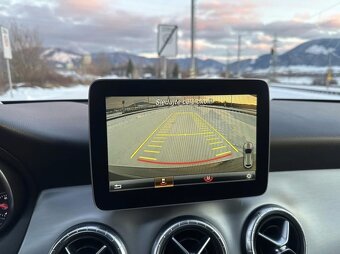 Mercedes-Benz CLA 220 Shooting Brake - 9