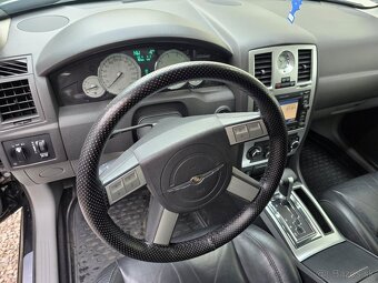 Chrysler 300 C 3.0 CRD, Mesačne: 228€ - 9
