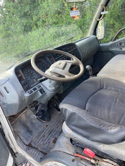 Mitsubishi Canter Fuso Vyklapac 2,8td - 9