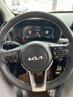 Kia PICANTO 1,0 DPI M5 SILVER - 9