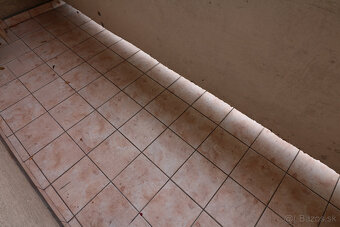 Prenájom 2 - izbového bytu Hliny 3 - 9