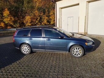 V50 - 9