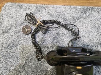 Retro telefony - 9