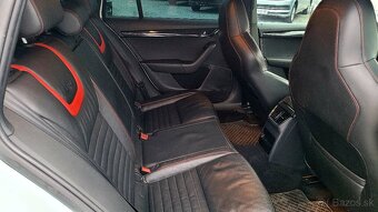 Škoda Octavia Combi 2.0 TDI RS DSG 4x4 - 9