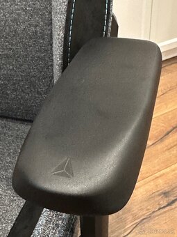 Secretlab Titan 2024 - 9