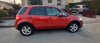 Suzuki SX4 1.6 benzín AUTOMAT 1 majiteľ - 9