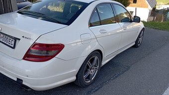 Mercedes Benz W204 320CDI 4 matic - 9
