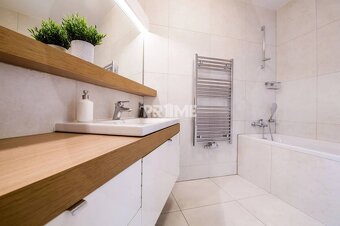 EXKLUZÍVNY 2i byt, PANORAMA, LODŽIA, KLÍMA, PARKING,Landere - 9