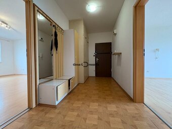 Na predaj: 3 izb.byt + loggia + klíma + pivnica - 9