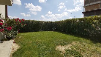 3-izbový byt s obrovskou predzáhradkou (122 m²) - Sv.Jur - 9