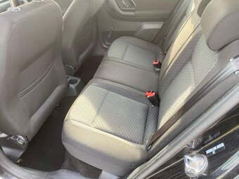 Skoda fabia 1.6tdi - 9