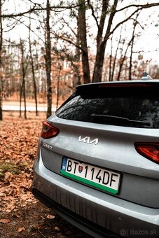 Kia Ceed Hatchback, 1.5L, 118kW, 2022 - 9