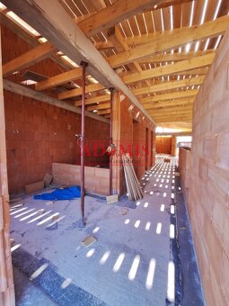 Predáme bungalov 4izbový Košice - Šaca 135m2,tep.čerpadlo,re - 9