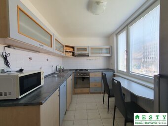 Prenájom 2i byt, Námestie Matice Slovenskej, kompletne zaria - 9