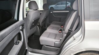 Volkswagen TOURAN 2.0tdi 125kW HIGHLINE DSG - 9