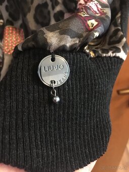 LIU JO originál limitka damsky rolacik L - 9