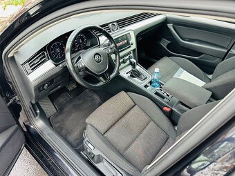 Volkswagen Passat Variant Comfortline 2.0Tdi 4/2017 - 9