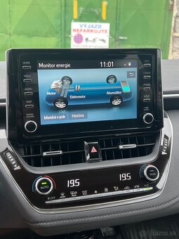 Corolla hybrid - 9