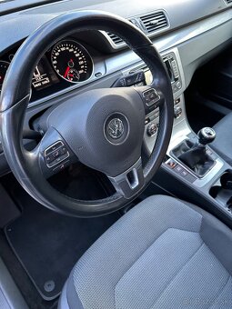 Volkswagen VW Passat B7 Combi 2.0 TDI Commonrail R17,BT,Navi - 9